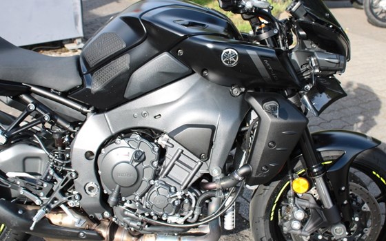 Gebrauchtmotorrad Yamaha MT-10 - Bild 8