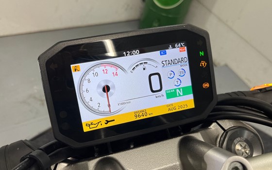 Gebrauchtmotorrad Honda CB 1000 R - Bild 12