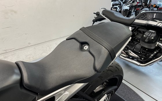 Gebrauchtmotorrad Honda CB 1000 R - Bild 7