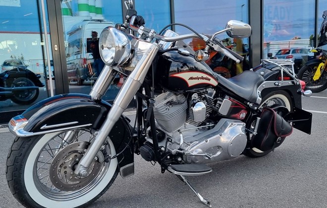 Harley-Davidson Softail Heritage Classic FLSTC