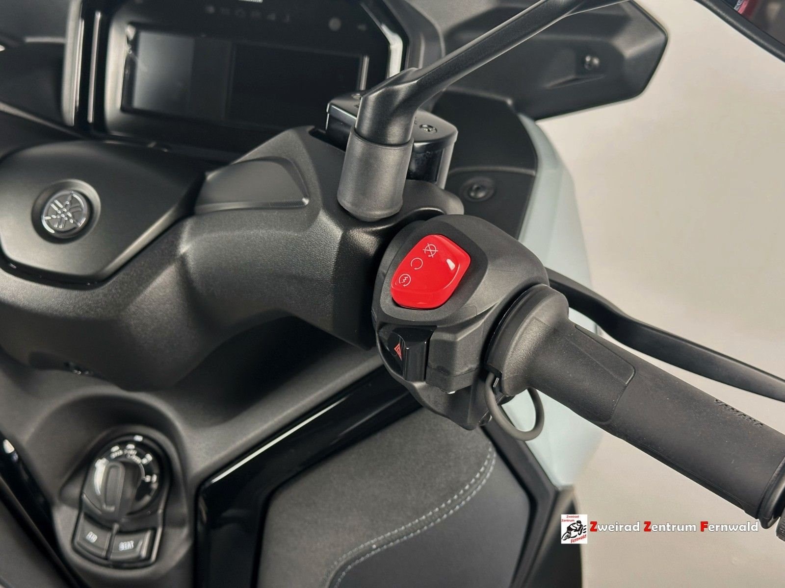 Yamaha XMAX 300 Tech MAX+