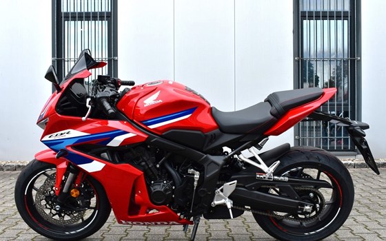 Gebrauchtmotorrad Honda CB650R - Bild 1