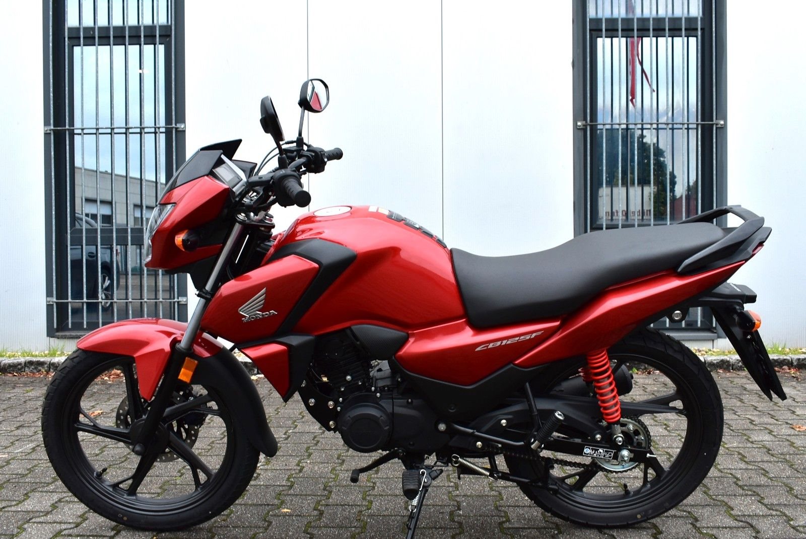 Honda CB125F