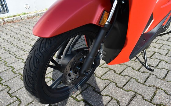 Gebrauchtmotorrad Honda SH125i - Bild 10
