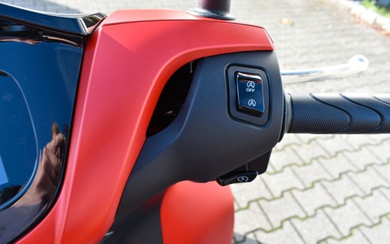 Gebrauchtmotorrad Honda SH125i - Bild 8