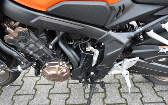Gebrauchtmotorrad Honda CB650R E-Clutch - Bild 5