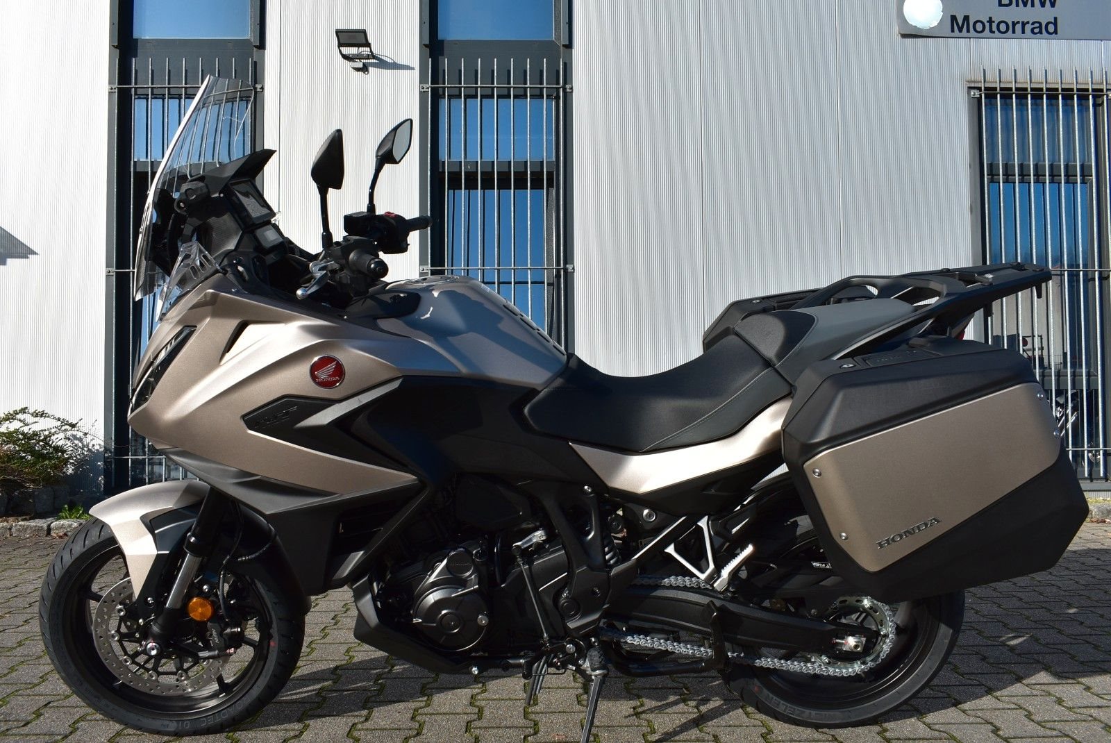 Honda NT1100