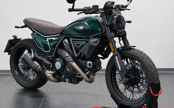 Gebrauchtmotorrad Ducati Scrambler Nightshift - Bild 1