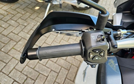 Neufahrzeug Moto Guzzi V85 TT - Bild 11