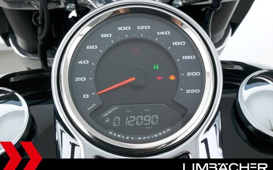 Gebrauchtmotorrad Harley-Davidson Softail Sport Glide FLSB - Bild 12