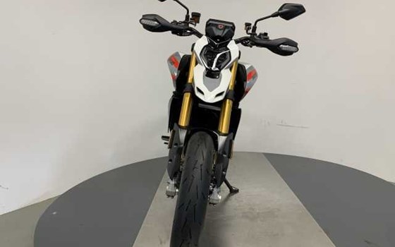 Gebrauchtmotorrad Ducati Hypermotard V2 SP - Bild 5