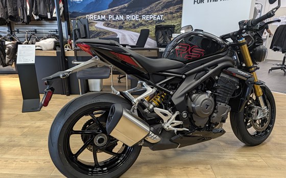 Gebrauchtmotorrad Triumph Speed Triple 1200 RS - Bild 3