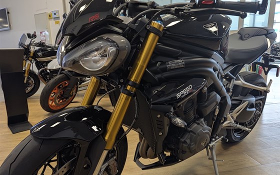 Gebrauchtmotorrad Triumph Speed Triple 1200 RS - Bild 5