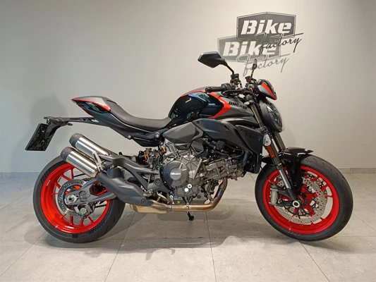 Ducati Monster + (Sport Livery) - Bild 2