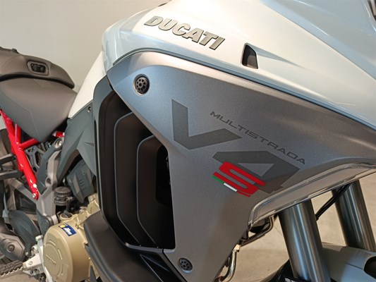Ducati Multistrada V4 S () - Bild 3