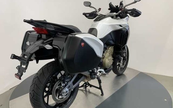 Gebrauchtmotorrad Ducati Multistrada V4 S - Bild 3