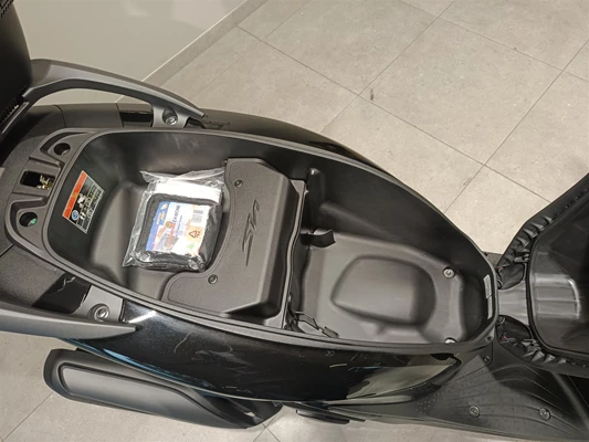 Honda SH125i (MATT COAL BLACK METALLIC) - Bild 3