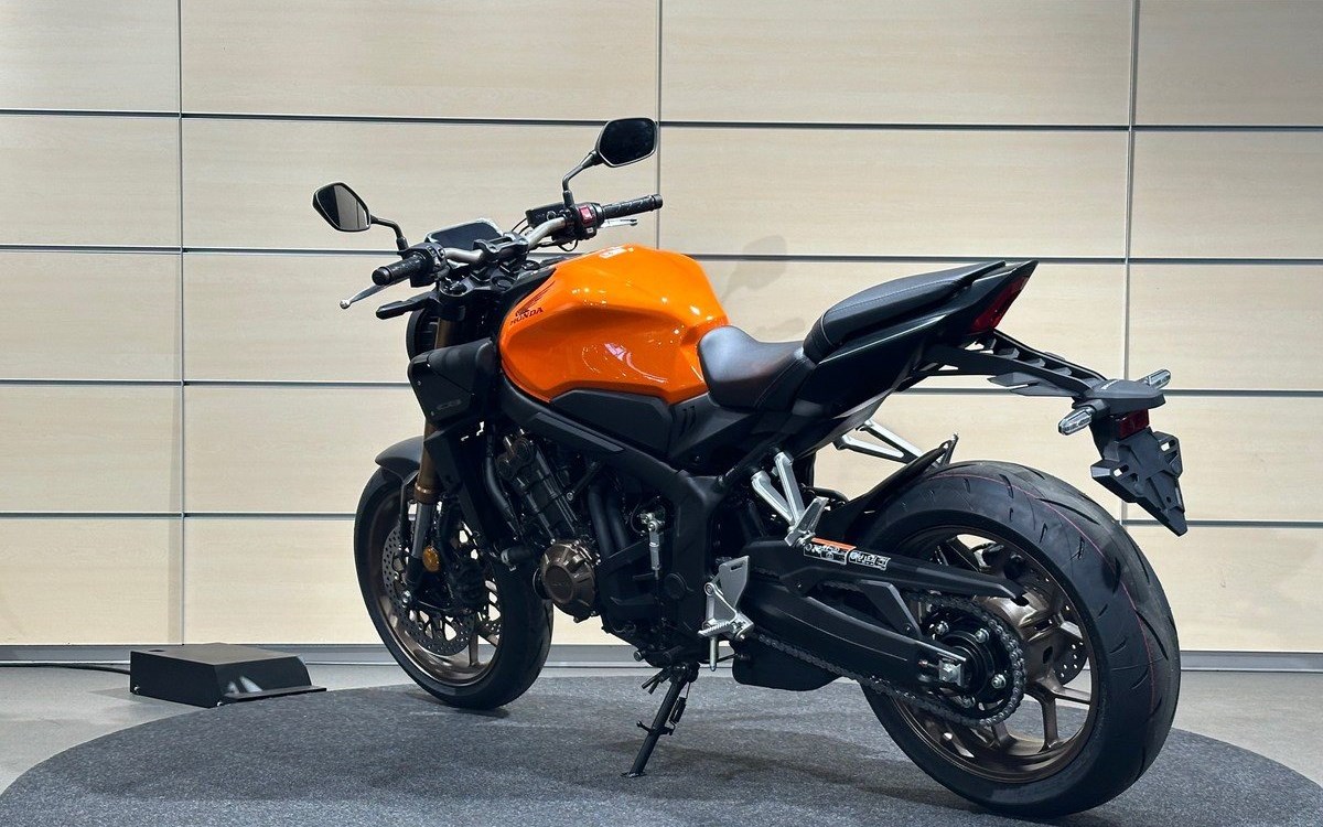 Angebot Honda CB650R E-Clutch