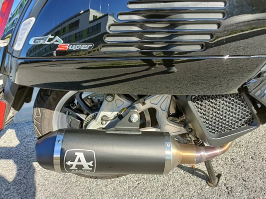Vespa GTS 125 Super (Nero Convinto) - Bild 9