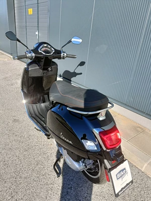 Vespa GTS 125 Super (Nero Convinto) - Bild 6