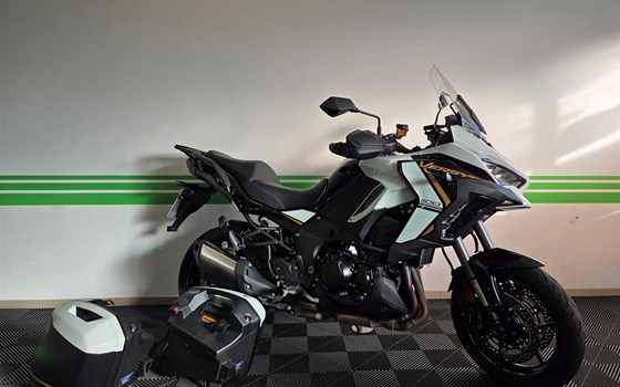 Gebrauchtmotorrad Kawasaki Versys 1100 SE - Bild 1