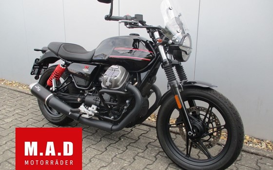 Gebrauchtmotorrad Moto Guzzi V7 Stone Special Edition - Bild 1
