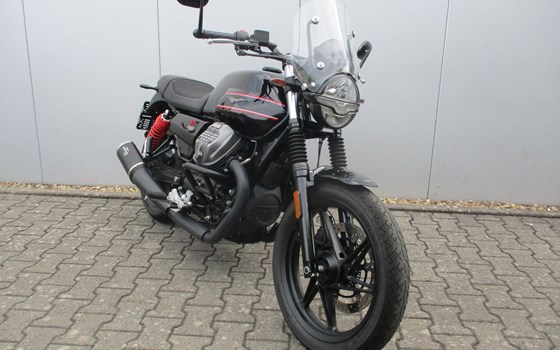 Gebrauchtmotorrad Moto Guzzi V7 Stone Special Edition - Bild 2