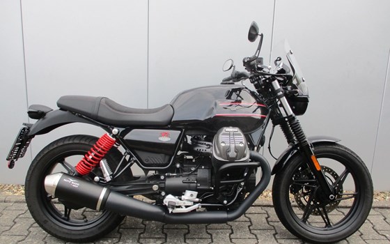 Gebrauchtmotorrad Moto Guzzi V7 Stone Special Edition - Bild 4