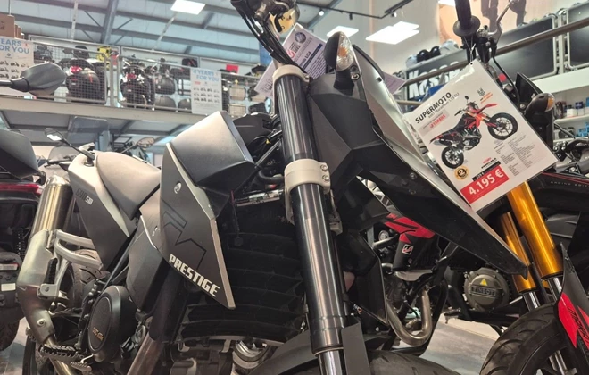 KTM 690 Supermoto