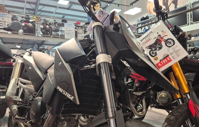 KTM 690 Supermoto