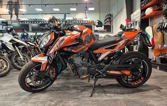 KTM 790 Duke