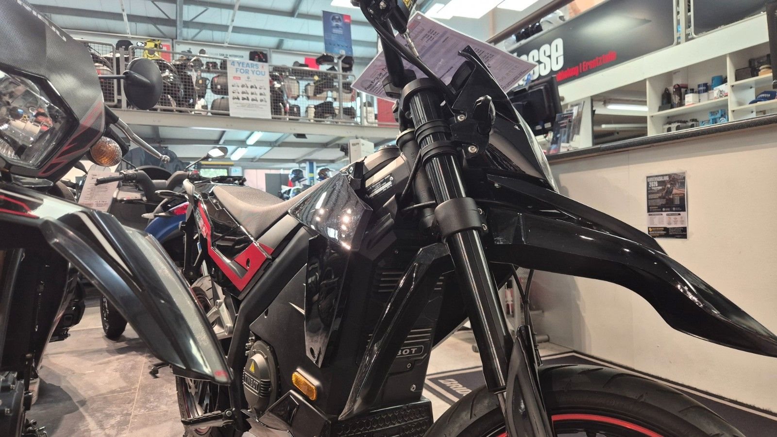 TinBot TB-Esum Supermoto Pro