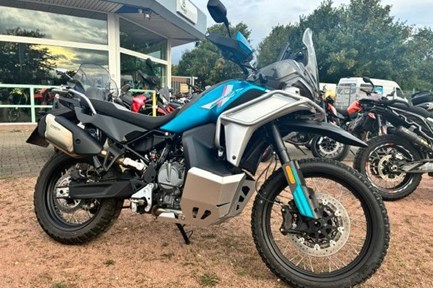 CFMOTO 800MT-X