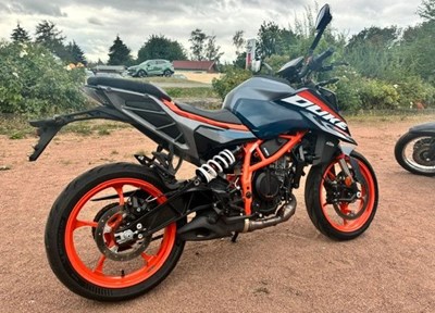 GEBRAUCHTFAHRZEUG KTM 390 Duke