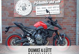 Neumotorrad Suzuki GSX-8S