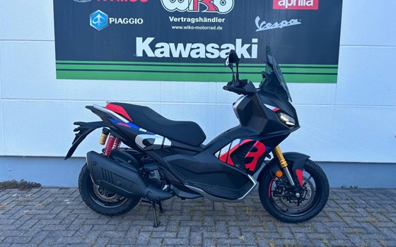 Gebrauchtmotorrad Aprilia SR GT 400 - Bild 1