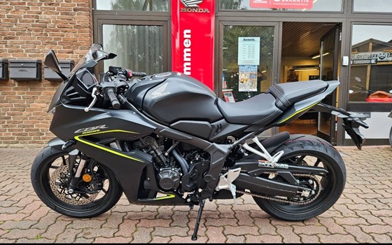 Gebrauchtmotorrad Honda CB650R - Bild 1