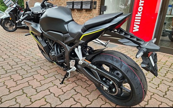 Gebrauchtmotorrad Honda CB650R - Bild 3