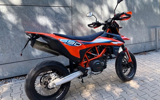 Gebrauchtmotorrad KTM 690 SMC R - Bild 10