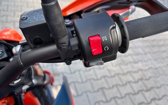 Gebrauchtmotorrad KTM 690 SMC R - Bild 14