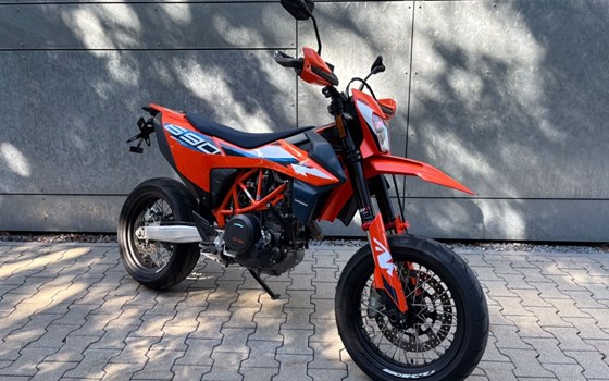 Gebrauchtmotorrad KTM 690 SMC R - Bild 8