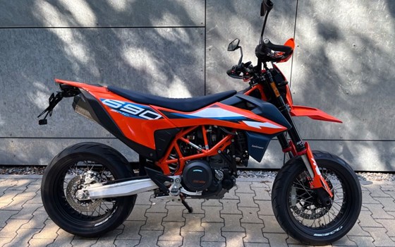 Gebrauchtmotorrad KTM 690 SMC R - Bild 9