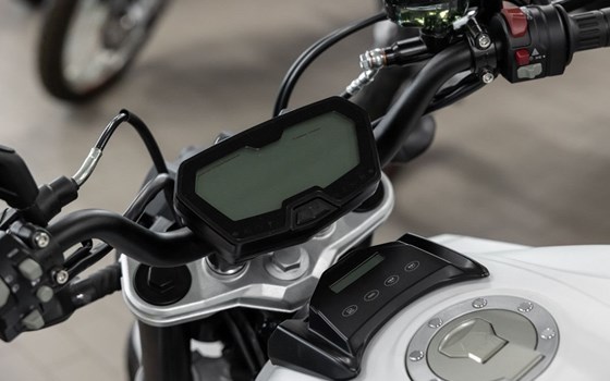 Neufahrzeug Motobi DL 400 Naked - Bild 8