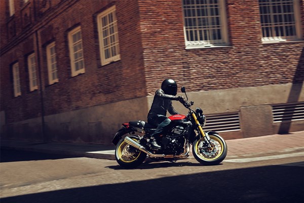 Kawasaki Z900 RS SE (BK1 Schwarz) - Bild 4