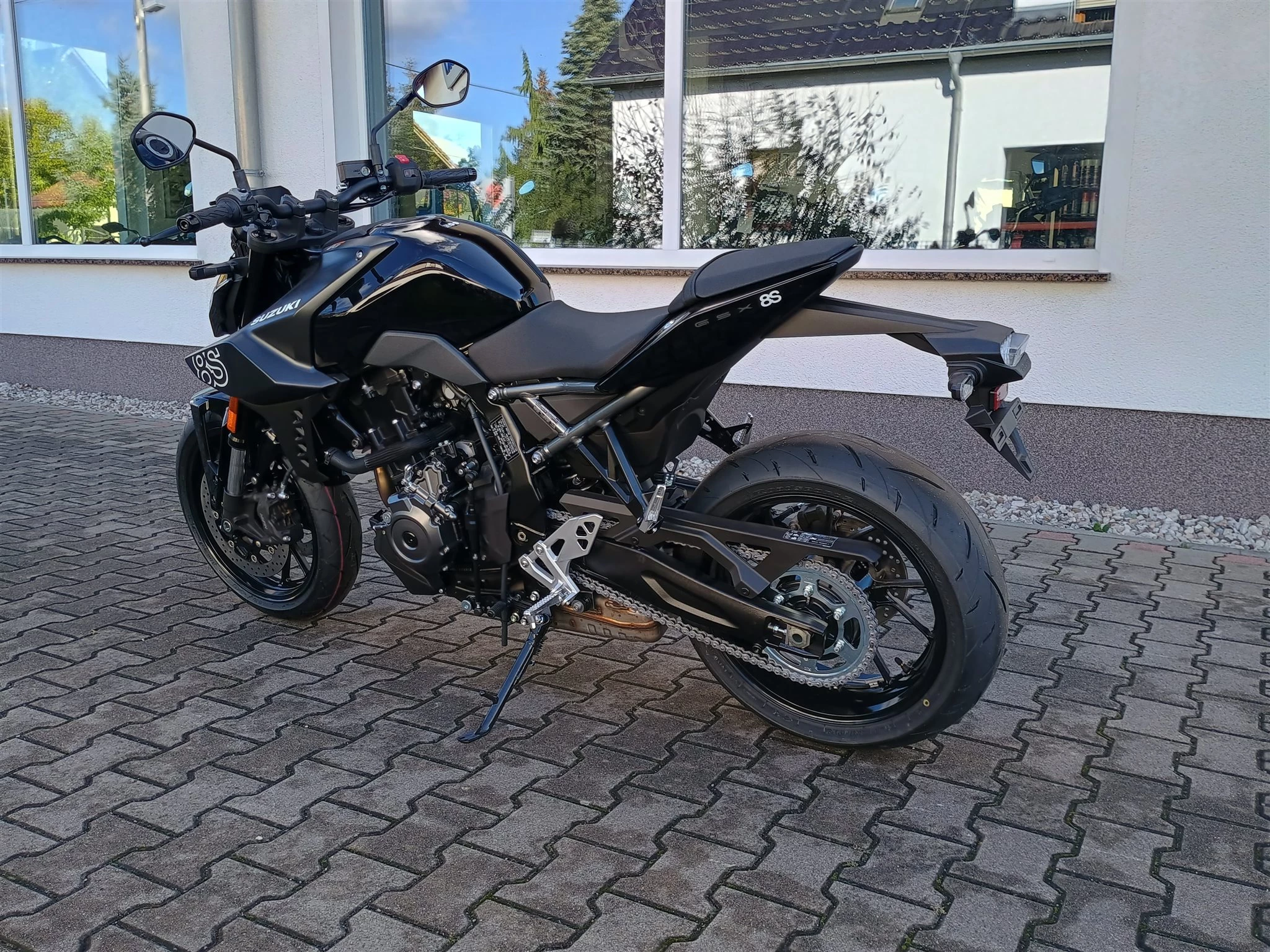 Suzuki GSX-8S