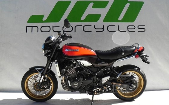 Gebrauchtmotorrad Kawasaki Z900 RS - Bild 1