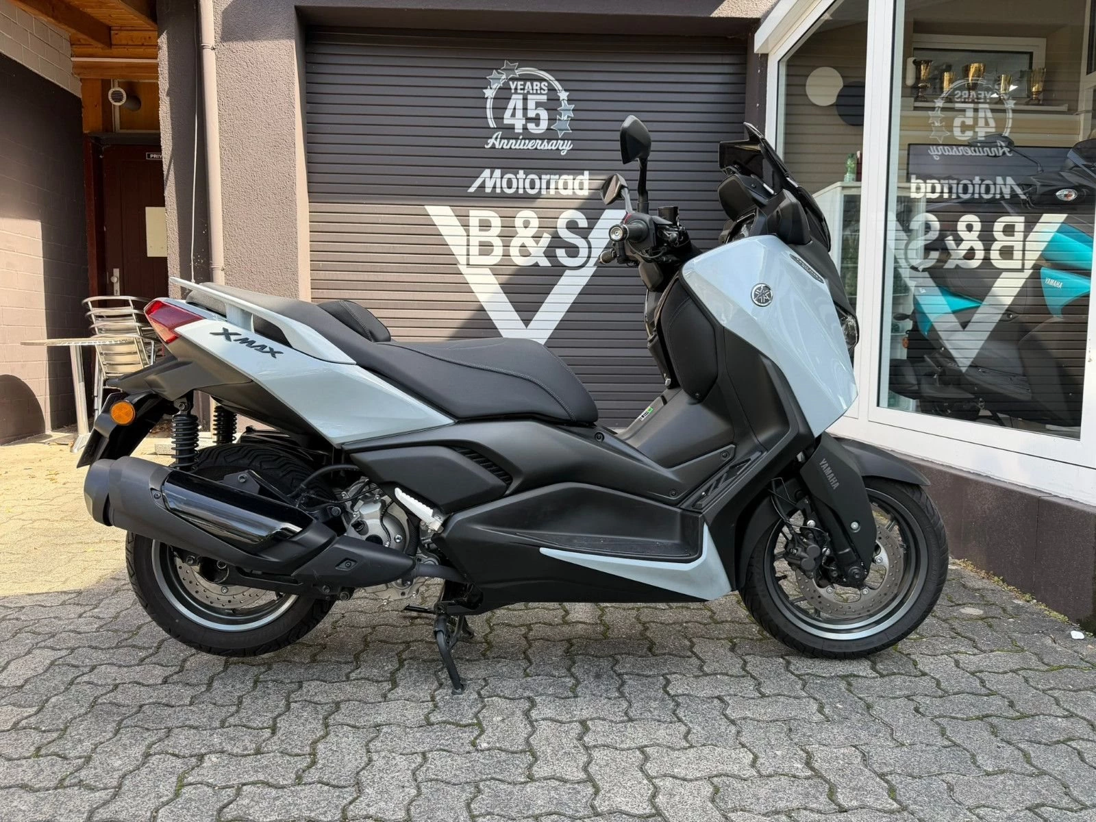 Yamaha XMAX 300 Tech MAX+