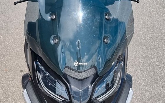 Gebrauchtmotorrad Piaggio MP3 400 - Bild 3