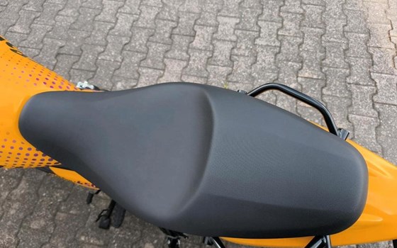 Neufahrzeug Royal Enfield Guerrilla 450 - Bild 11