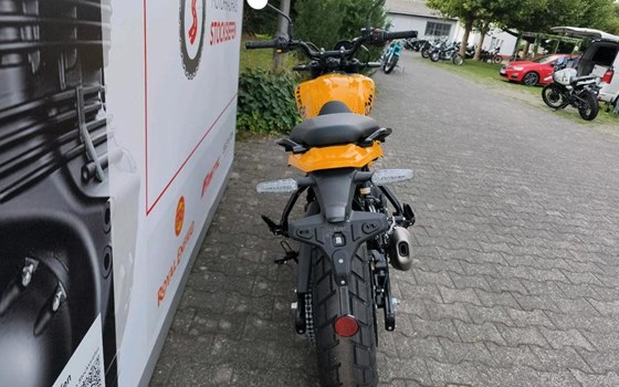 Neufahrzeug Royal Enfield Guerrilla 450 - Bild 7